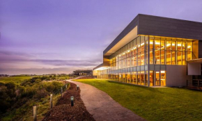 Гостиница RACV Inverloch Resort  Инверлок